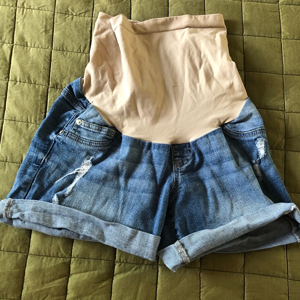Pregnancy shorts